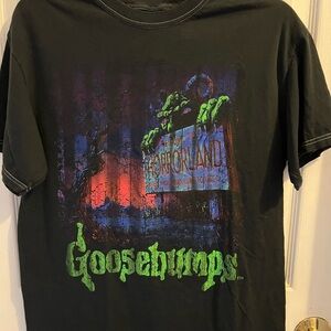 Men’s Goosebumps Black Graphic T-Shirt size small